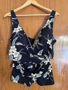Lands' End Black Floral Surplice Tankini Top